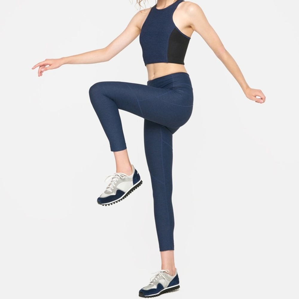 Outdoor Voices 3/4 Leggings Small